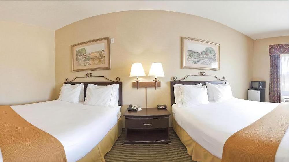 Holiday Inn Express Hotel & Suites Marina By Ihg Kültér fotó